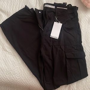 Berskha Cargo pants adjustable